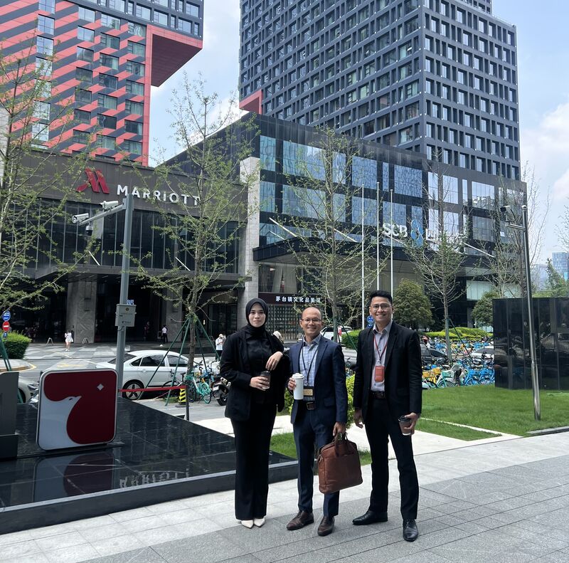 The Art of the Interview: Embracing Challenges and Field Work Experiences in China